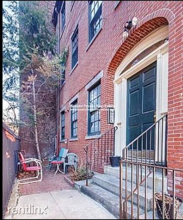 $1,600 / 2br - Subarriendo a largo plazo con opción de renovar contrato - 1 habitación en apartamento de 2 habitaciones en Beacon Hill (Beacon Hill)63856665877761121