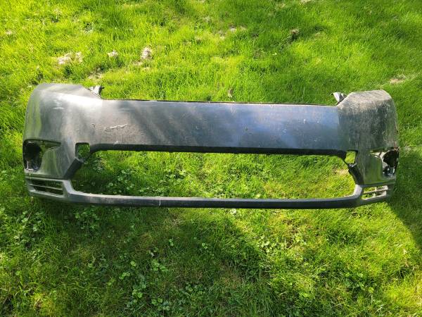 11-13 Toyota highlander front bumper cover oem 1