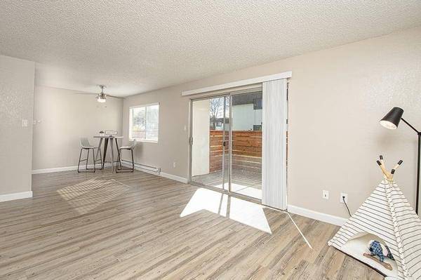 $1,090 / 2br - 800ft2 - 2- WEEKS LOOK AND LEASE SPECIAL!! CALL TODAY!! (Rohnert Park)64055522149507123