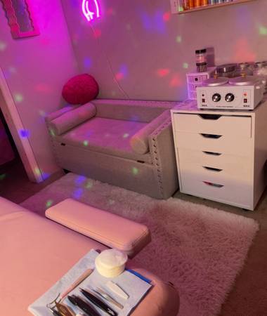 Massage, Lashes, Waxing 1