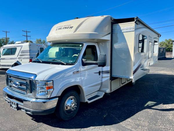 2017 Gulf Stream RV BT Cruiser M5245 Motor Home Class B+ 1