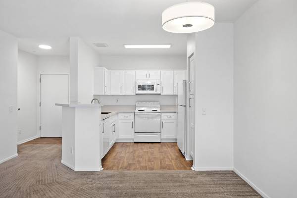 $3,435 / 2br - 1102ft2 - 2 Months Free! Extra $100 Concession If You Apply Today! Costa Verde! (San Diego)63865931333251120
