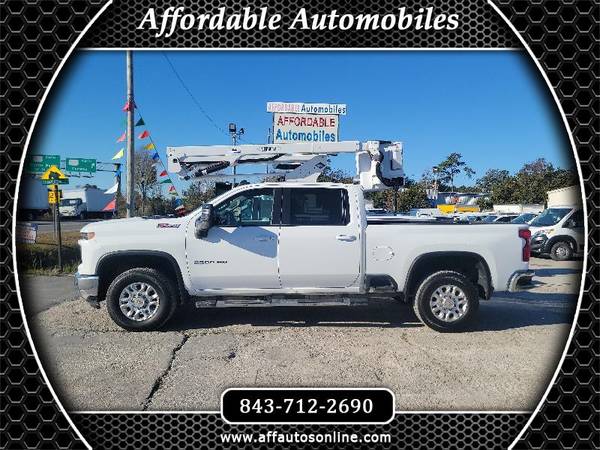 2024 Chevrolet Silverado 2500HD LT Crew Cab Short Box 4WD 1