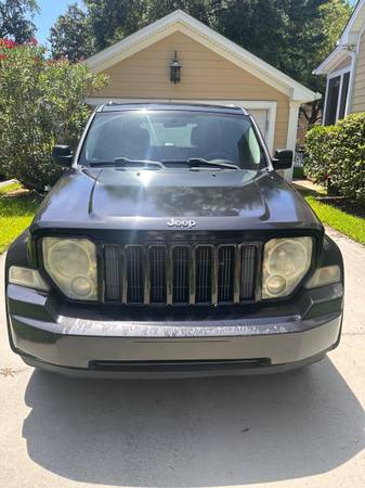 Jeep 2012 en venta - $6,000 (Charleston)63617708125315124