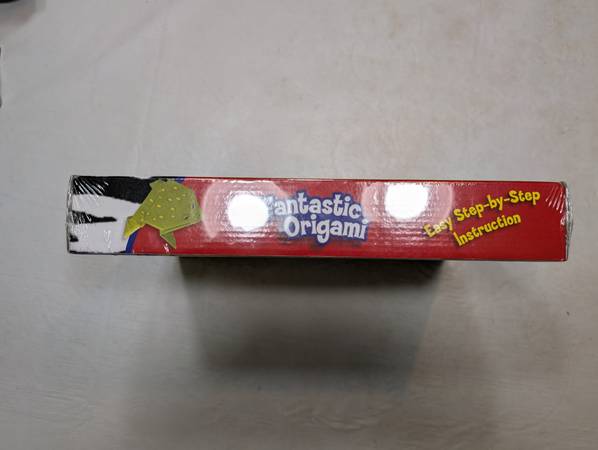 Fantastic Origami Instruction and Folding Paper Set - $5 (Buffalo Grove, IL)63471152067713122