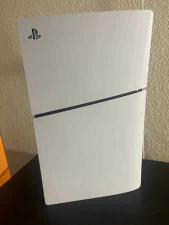 Playstation 5 Digital + 2TB hard drive 1