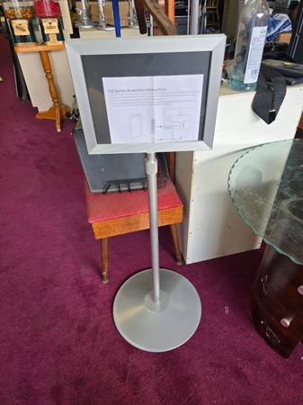 Sign Stand 1
