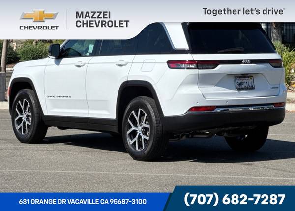 2024 Jeep Grand Cherokee Limited photo 2