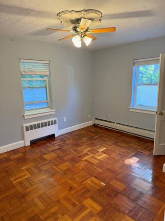 $1,850 / 1br - Pet friendly& spacious Brighton 1BR w/ EIK&dish--OffStPkng--WoodFloors (Brighton/Oak Square)63797254373379124
