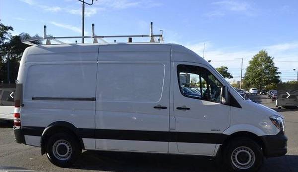 2015 Mercedes sprinter high top diesel low miles - $21,900 (NORFOLK)63615276189443124