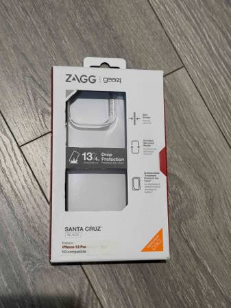 iPhone 13 Pro Zagg clear case 1