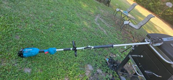 Makita Tree Trimmer 1