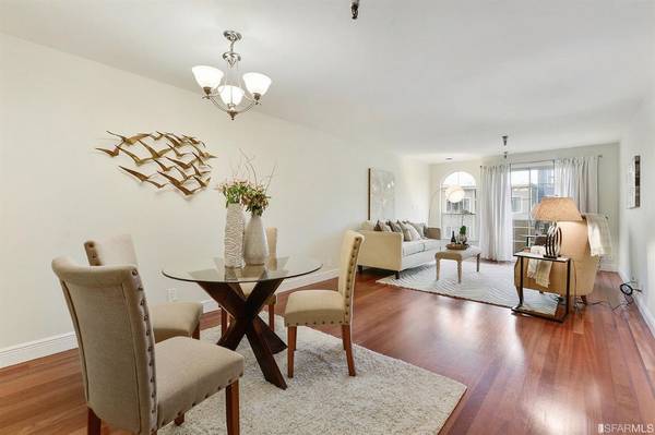 $2,000 / 3br - 1693ft2 - tasteful finishes and beautiful hardwood floors! (San Francisco, CA)63946671405314120