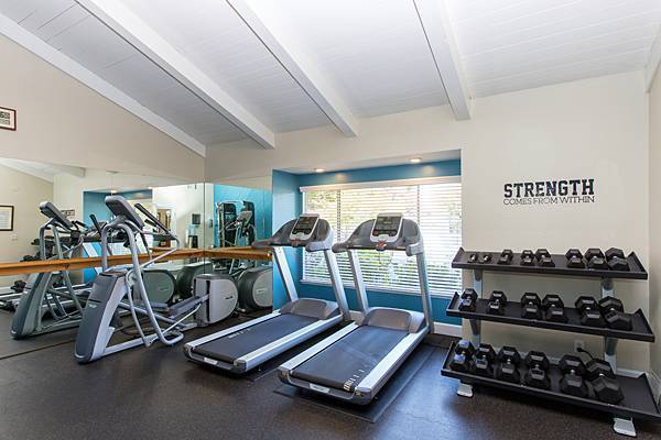 $3,354 / 2br - 863ft2 - Spacious 2x1 Apartment, and W/D in unit available 11/04/25 (sunnyvale)63834323500673124
