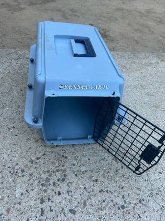 Pet Kennel 1