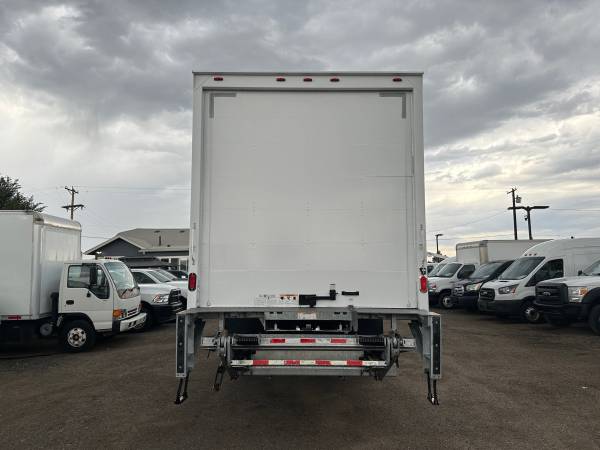 2019 International 4300-26' - Photo 8