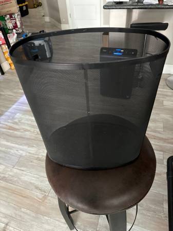 Mesh Metal Trash Can Used! 1
