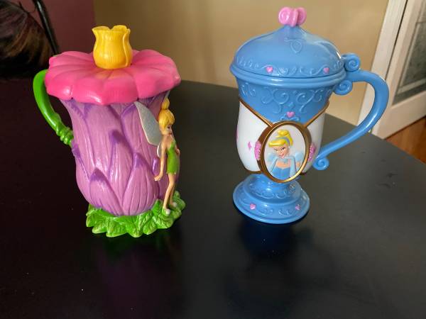 Disney on Ice Cups 1