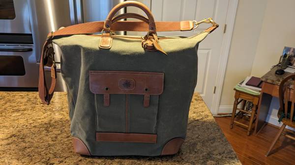 Gorgeous leather and canvas bag 1