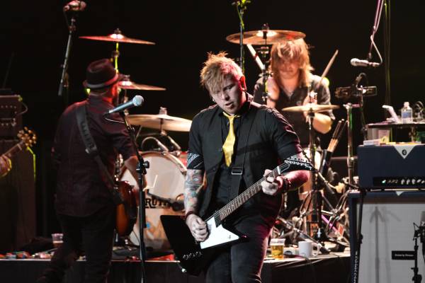 Rock Bands? (LA)64281285635585120