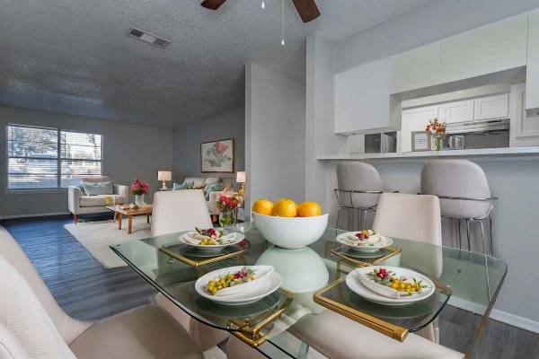 Electronic Thermostat, Cable Ready, W/D Hookup 1