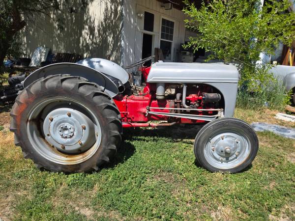 1939 Ford 9N tractor 1