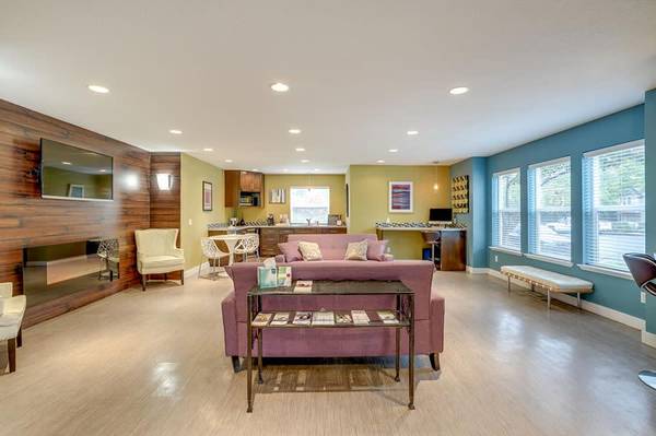 $1,940 / 3br - 1157ft2 - The Purrrfect Place For Pet Lovers To Call HOME! (Canby)64038886841219124