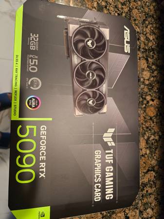 Brand new ASUS TUF RTX 5090 1