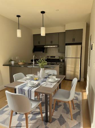 $2,500 / 1br - 538ft2 - Gorgeous One Bedroom in the Heart of DT Florence! (Maple St. Florence MA)64017044838913120
