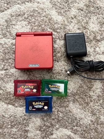 Nintendo gameboy advance sp red with pokemon games 1