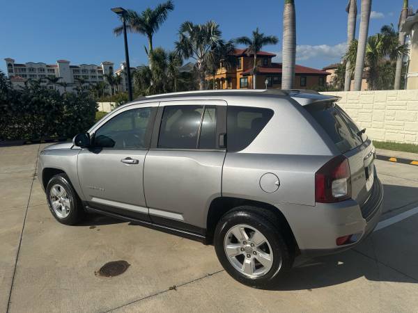 16 Jeep Compass Latitude - $6,499 (TAMPA /LARGO)63443042296707122