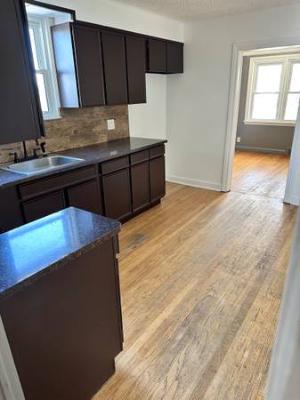 $1,200 / 3br - Bungalow de 3 dormitorios (Warren)64018942237954120