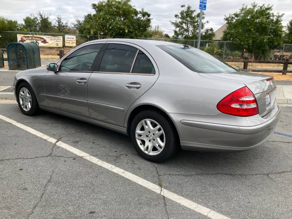 Mercedes E320 del 2004, 204 mil km, - 2100 USD (sur de San José)63470586362499123