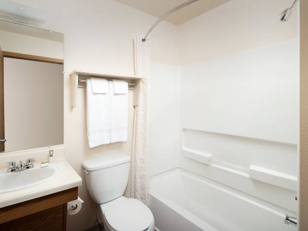 $1,020 / 1br - Furnished Studio - Only 3 Month Minimum!			 Take advantage of our spec (Norman)63670519902979122