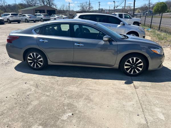 2018 Nissan Altima SL-34K, Loaded, Heated Leather Seats, Alloy Wheels - $11,49963624957033729124