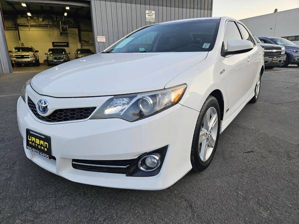 1 2014 *Toyota* *Camry Hybrid *SE 4dr Sedan (2014.5)* Whi 1