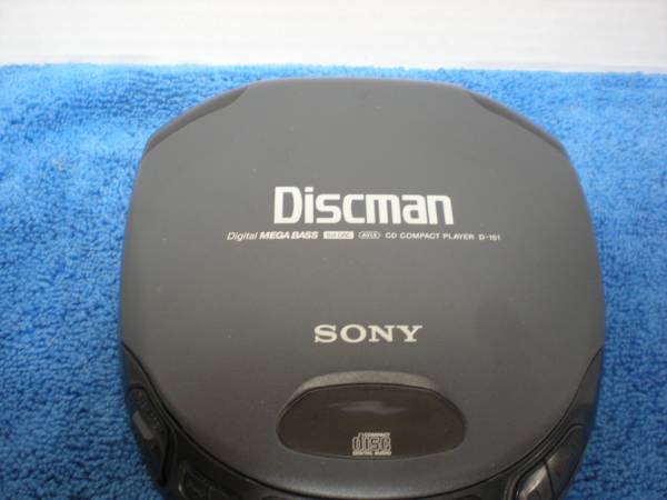 SONY DISCMAN CD Compact Player D-141 Vintage Digital MegaBass 1