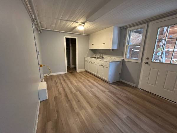 2 room studio completely remodeled #27 1