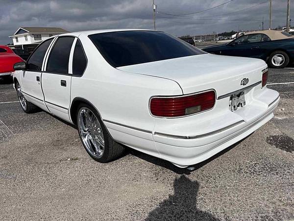 1996 Chevrolet Caprice - $10995.0063470892323587121