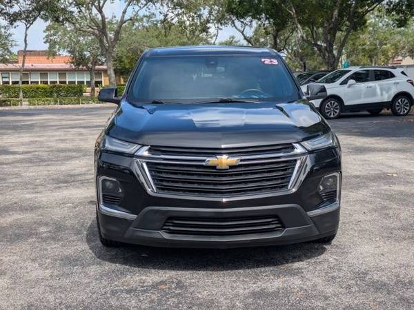 2023 Chevrolet Traverse Chevy LS SUV - $17,161 (Llame al *(407) 641-0063* para confirmar disponibilidad al instante)63485644623489121