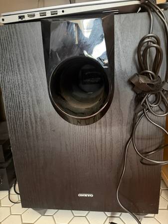 Subwoofer 1