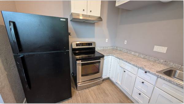 $2175.00 / 2br - 840ft2 - Spacious 2 Bed, 2 Bath Unit in Sacramento - $2275/mo64043663685889121