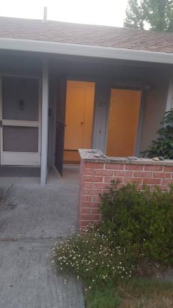 $2,250 / 1br - 1043ft2 - House for rent (santa rosa)63834322395393120