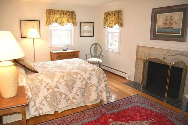 $2,000 / 4br - 2148ft2 - Es increíble tener este lugar como hogar. (Framingham)63690793272195122