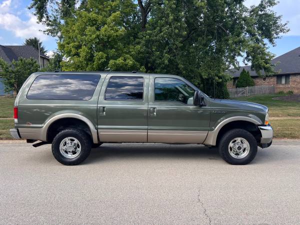 2000 Ford Excursion Limited Runs Perfect Very Clean - $3,900 (Naperville)63616850210691123