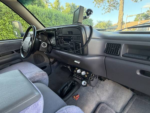 1997 RAM 3500 4x4 - Photo 4