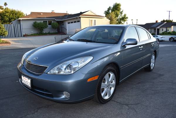 2005 Lexus ES330 only 56K Miles Like New - $12,900 (BURBANK CA)63623972848515120