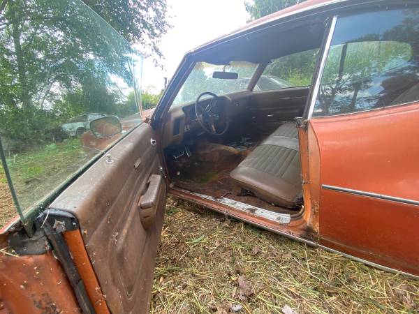 1971 pontiac lemans parts car - $1,700 (Seattle)63471460073217123