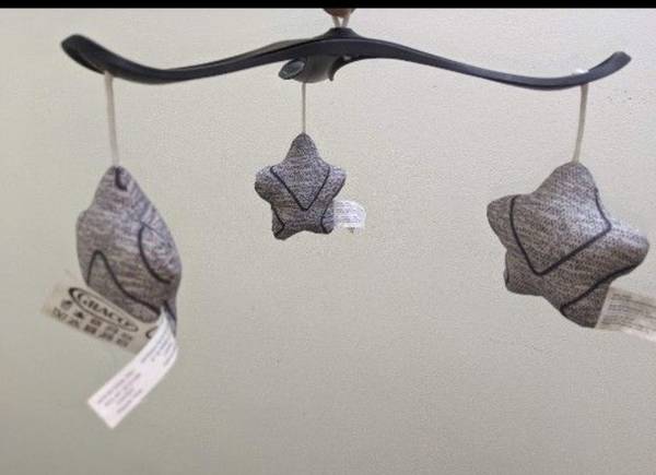 Graco baby swing stars 1