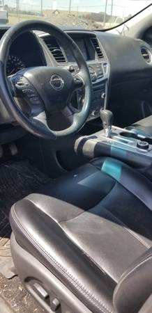 2017 Nissan Pathfinder SL - $12,500 (Billings, MT)63442934494721124